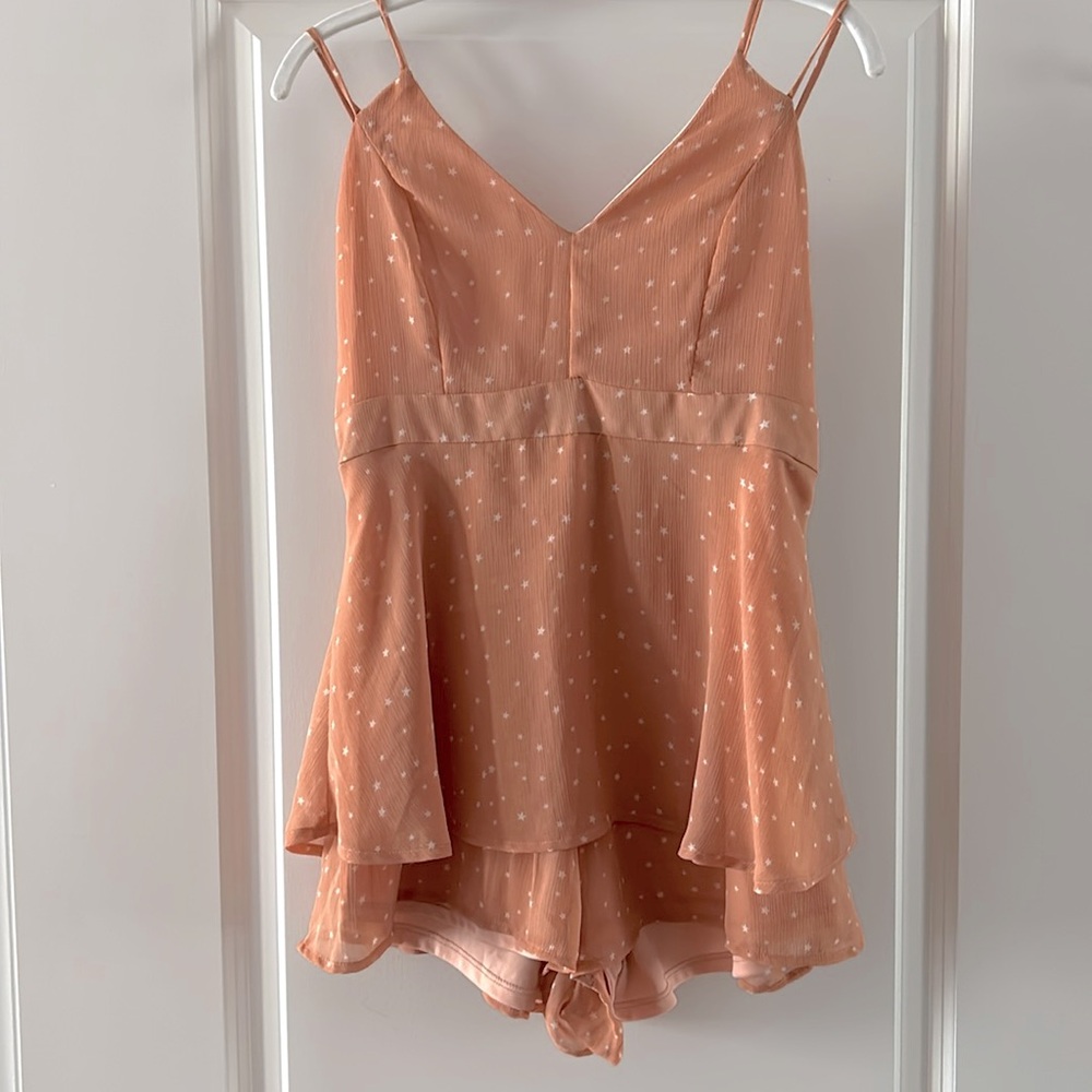 Altard State Star Romper. Peach. Size M. Like new.